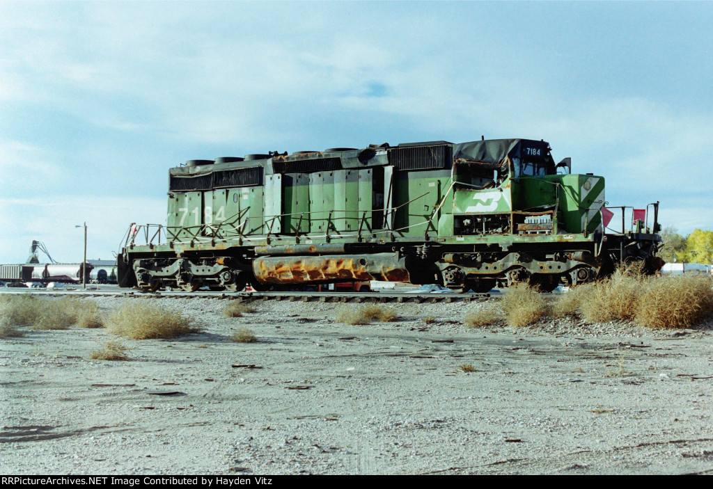 BN 7184 sits Wrecked